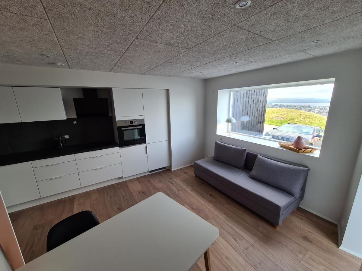 Brand New Apartment With Stunning Skyline Views 토르스하운 외부 사진
