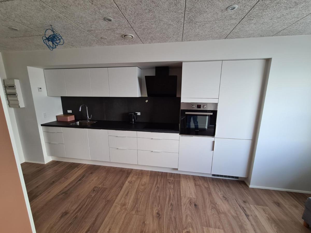 Brand New Apartment With Stunning Skyline Views 토르스하운 외부 사진